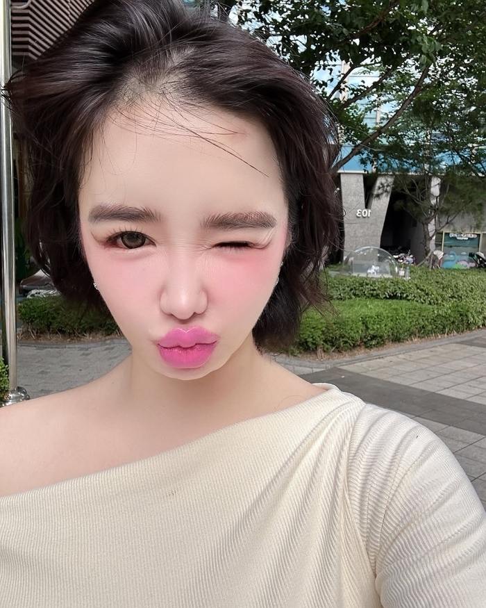 박봄 ❤️ 나들이 사진 #박봄 #bompark #parkbom #2ne1 #2ne1bom.jpg