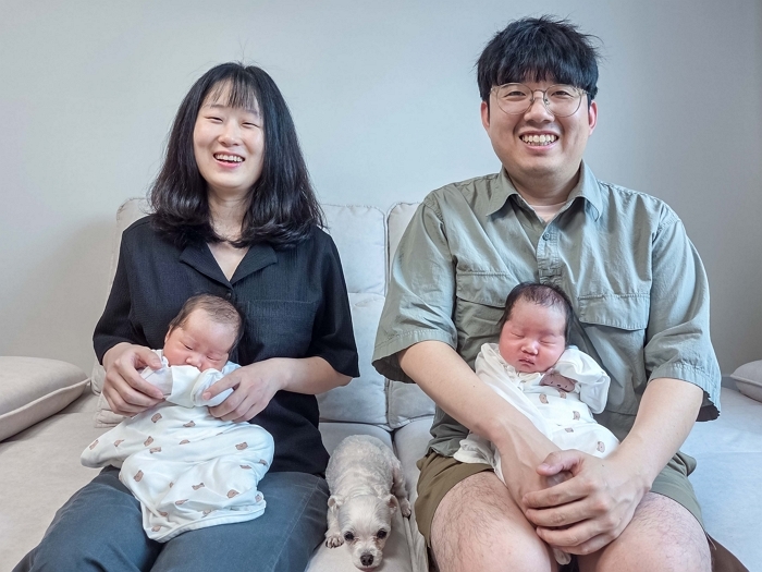 [갤러리아] 육아동행지원금 보도사진(2).jpg