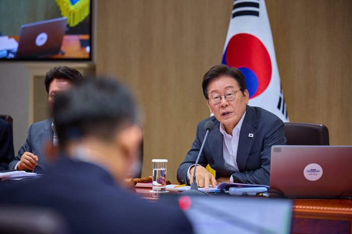 origin_국무회의발언하는이재명대통령 (1).jpg