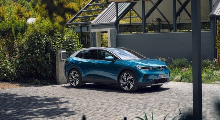 “테슬라 제쳤다”... 폭스바겐, 2025년 상반기 유럽 전기차 시장 ‘1위’ 등극