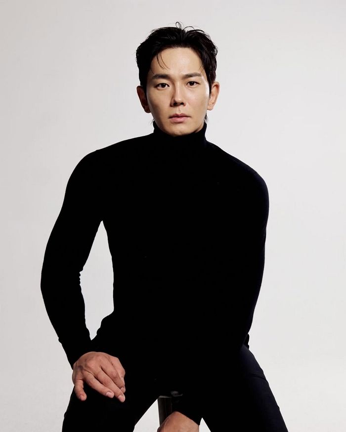 방민아와 결혼 앞둔 온주완, ‘800만원 양다리 입막음설’ 배우 아니었다
