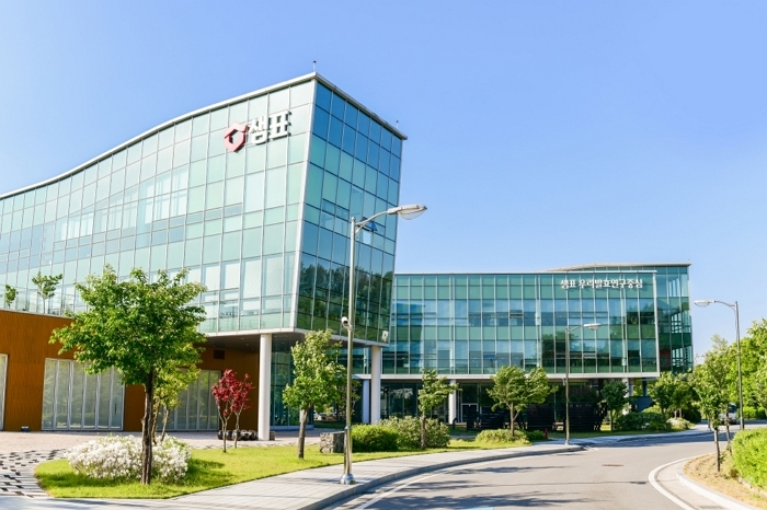 [이미지2] 충북 오송에 위치한 샘표 ‘우리발효연구중심’의 전경..jpg