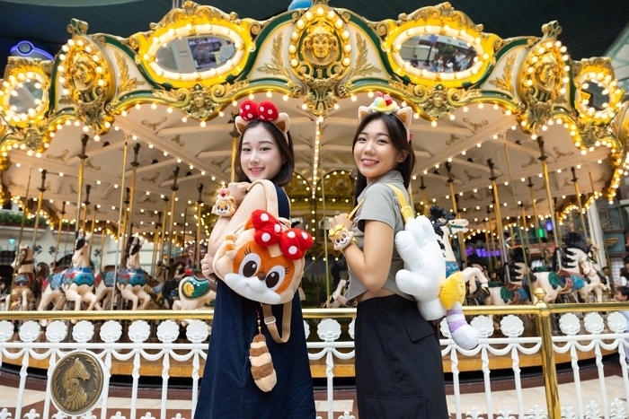 포켓몬 한정판 굿즈에 줄선 MZ... 롯데월드 매출 20% 뛰었다