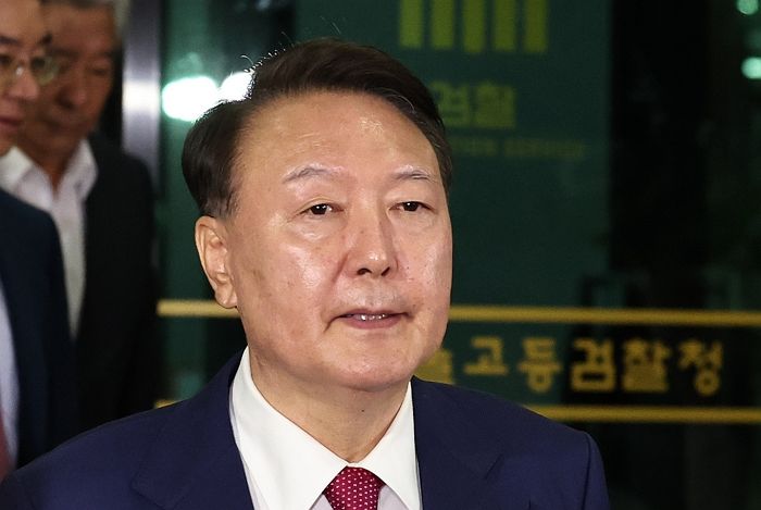 폭염에 화장실 포함 2.03평 독방 생활하는 尹... 서울구치소가 공개한 ‘건강 상태’