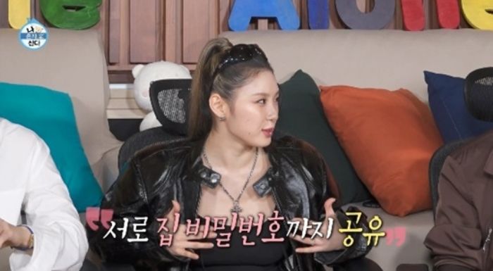 댄서 리정, ‘찐친’ 노윤서와 집 번호공유하고 커플템까지...  “이건 우정 그 이상의 우정”