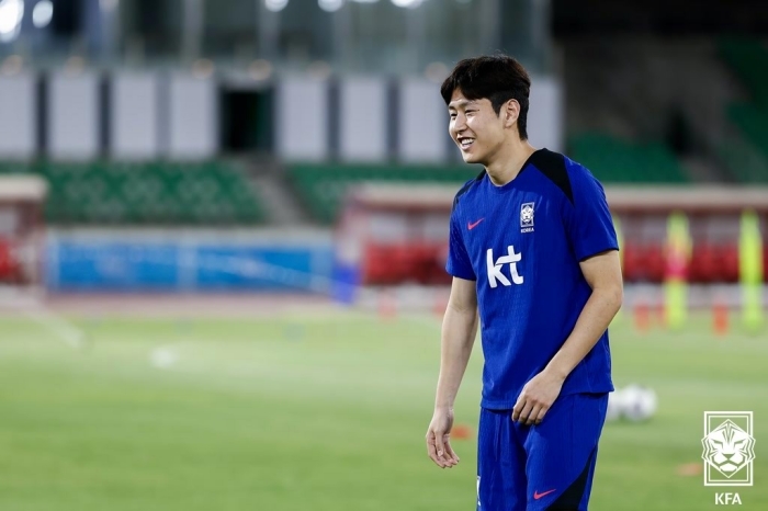 origin_훈련하는이강인.jpg