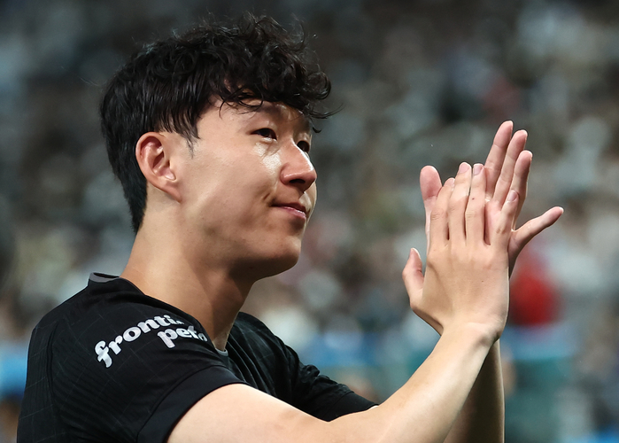origin_아쉬움가득한손흥민.jpg