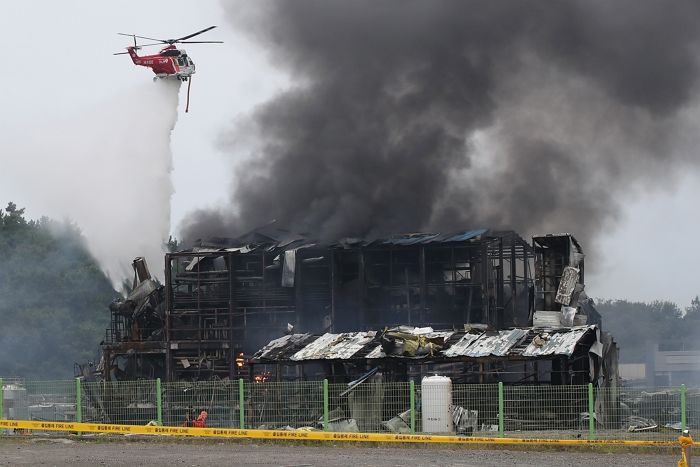 영천 ‘화장품 공장 폭발’ 화재 현장서 시신 발견... 실종된 노동자로 추정