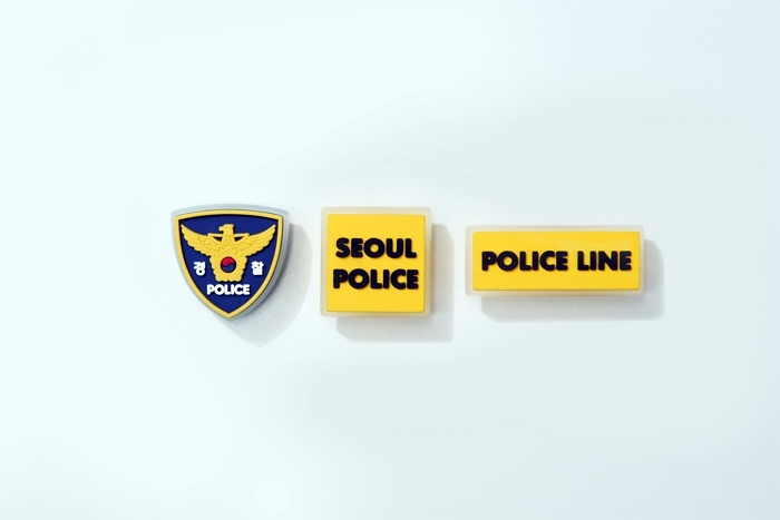 2. 샌들형 신발에 부착 가능한 ‘폴리스라인’ 야광 슈즈 참.jpg