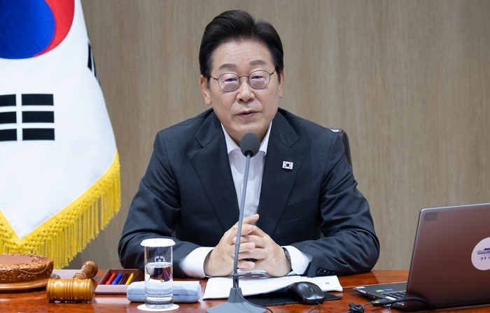 origin_李대통령국민죽어가는데음주가무정신나간공직자엄히단속.jpg