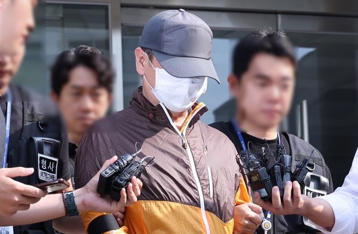 경찰 “사제총기로 아들 살해한 총격범, 사이코패스 아냐... 본검사 따로 진행 안 해”