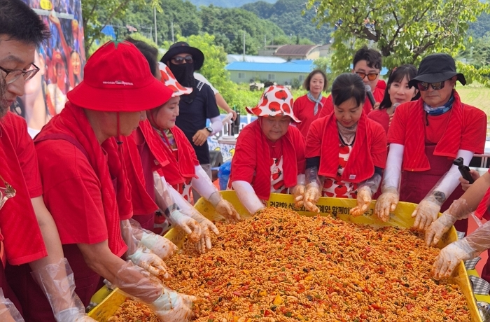 2025 화천 토마토 축제 오뚜기와 함께하는 천인의 식탁.jpg