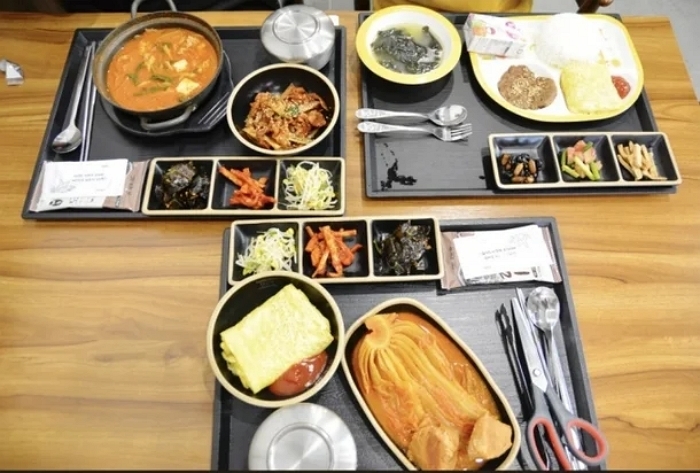 “제가 ‘소식좌’라서”... 식당서 ‘어린이정식’ 주문했다가 면박당했다는 여성