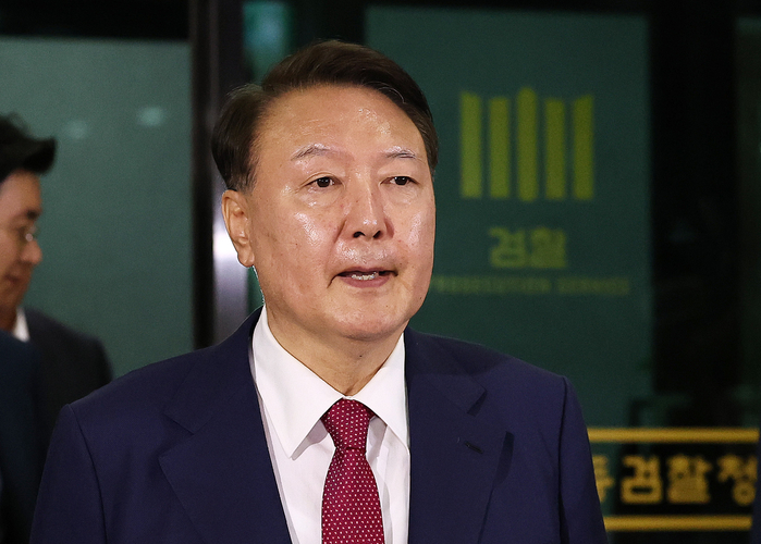 “대학병원서 8월 내 시술 예정”... ‘윤버지’ 김계리가 공개한 윤석열 전 대통령의 건강 상태