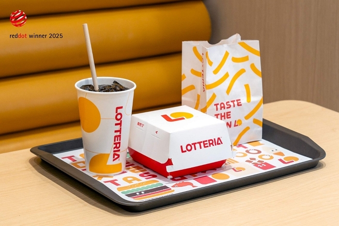 [롯데GRS 250801 이미지②] 롯데리아, 레드닷 디자인 어워드 본상 수상.jpg