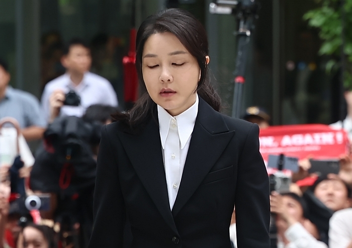 origin_특검출석하는김건희여사.jpg
