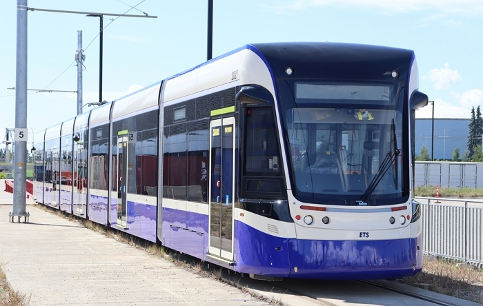 현대로템, 북미 트램 시장 첫 진출... 캐나다 에드먼턴에 첫 차량 도착