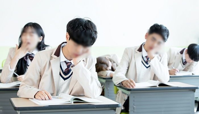 대한민국 학생 3명 중 1명은 ‘수면부족’... 원인의 60%는 ‘공부’ 때문이었다