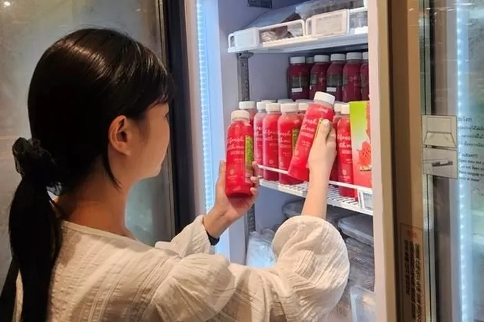 이랜드 킴스클럽 냉동 수박 주스, 출시 3주 만에 ‘완판’... 인기 비결 보니