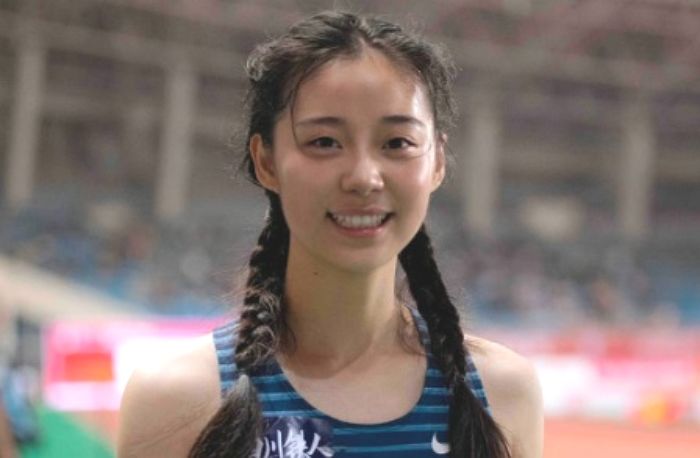 운동만 했던 미모의 육상선수, 750점 만점에 462점 받았는데 중국 명문 ‘베이징대’ 합격한 이유