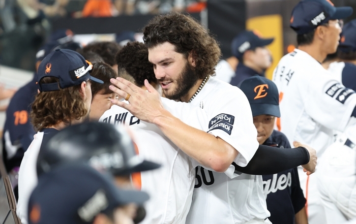 origin_7회무실점폰세KBO최소경기200탈삼진기록 (1).jpg