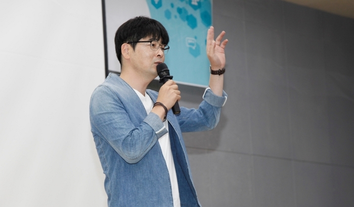 origin_순천만습지센터에서행사연출노하우밝히는탁현민.jpg