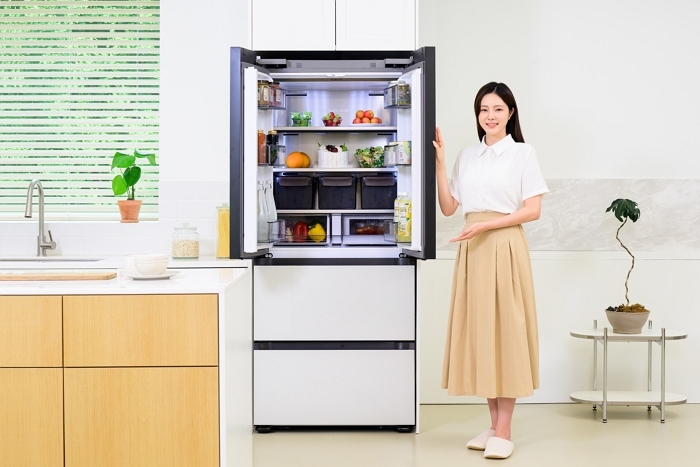 삼성전자, '키친핏 맥스' 디자인 적용한 김치냉장고 신제품 출시(1).jpg