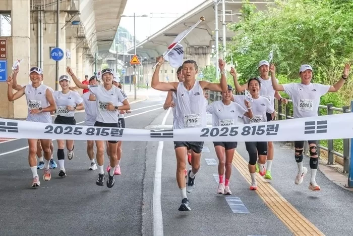 가수 션이 광복 80주년을 맞아 81.5km를 달렸다. 사진l한국해비타트