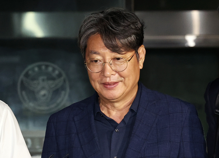 origin_경찰조사마친이춘석의원.jpg