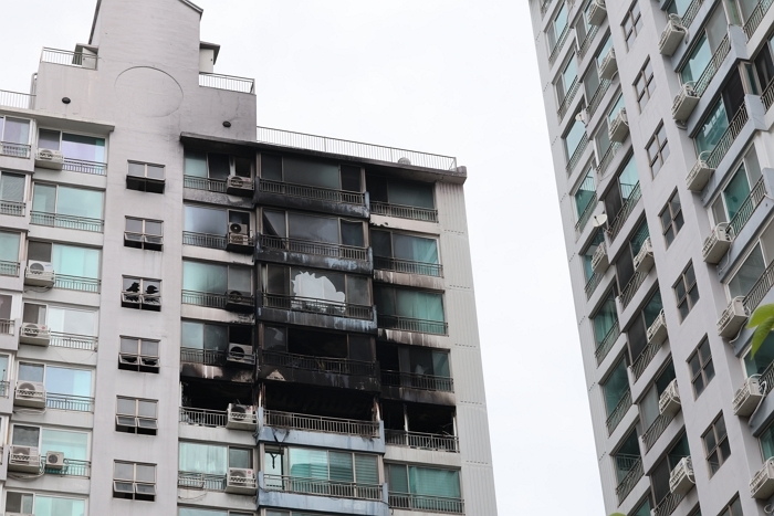 origin_마포창전동아파트화재1명사망·9명부상.jpg