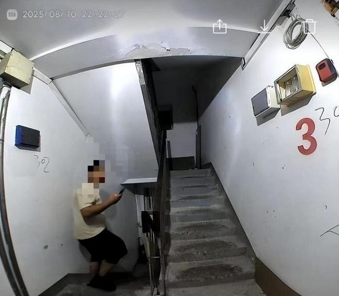 “배달원을 집주인으로 착각해 문 열어줘”... ‘안면 인식’ 샤오미 스마트 도어락 오작동 논란