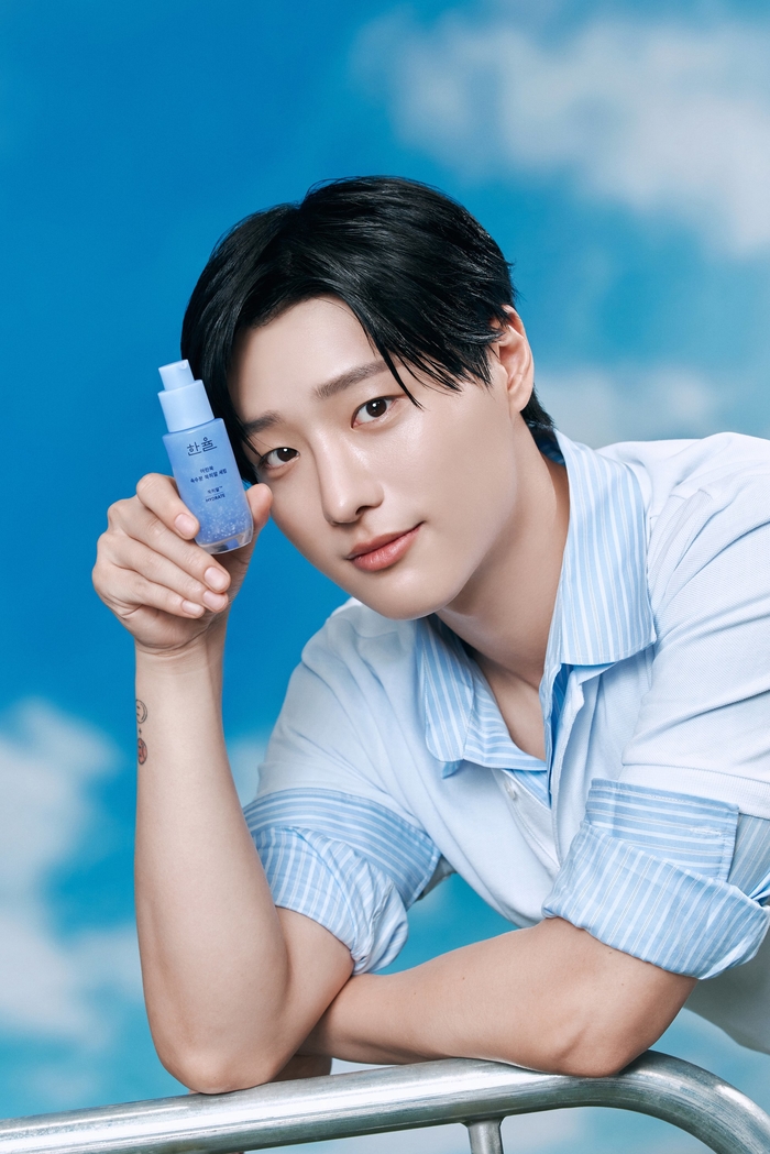 [이미지] 한율 모델_우즈 2.jpg