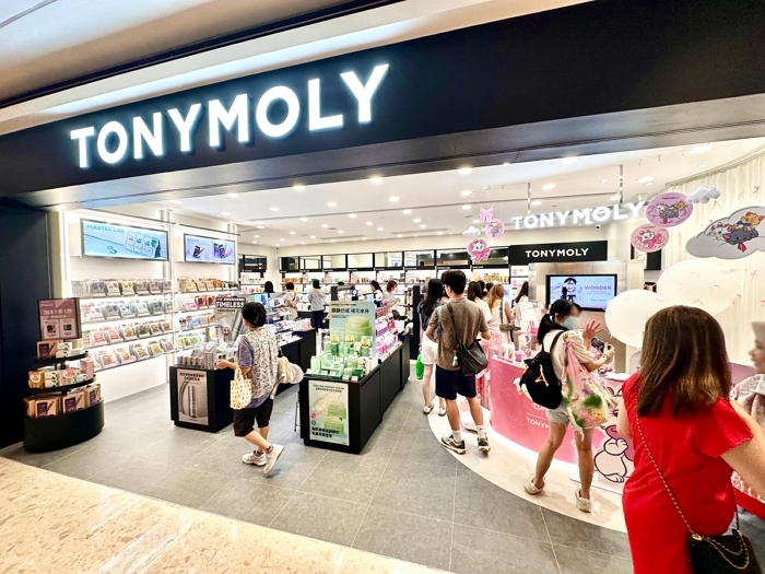 사진2_토니모리 홍콩 18호 매장.jpg