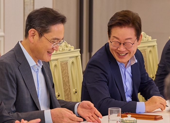 origin_李대통령기업인이애써줘관세협상좋은성과내.jpg
