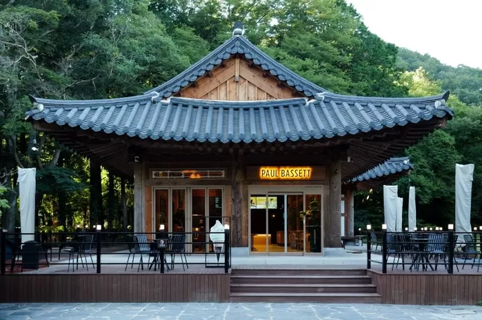 폴 바셋, 고창 선운사점 오픈한다... “한옥 매장서 팥죽·쌍화차 맛볼 수 있어”