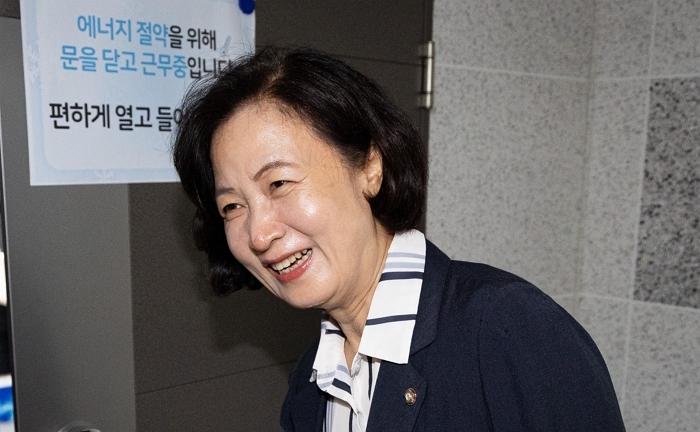 origin_법사위원장내정된추미애의원.jpg