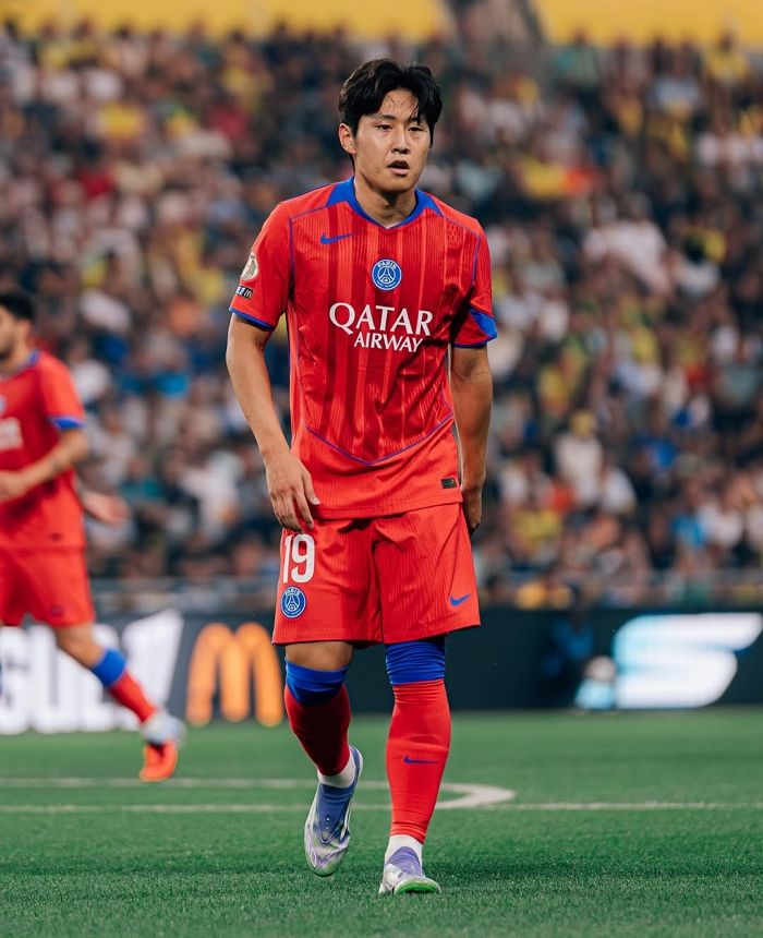 “PSG, 이강인 쉽게 팔지 않을 것”... 책정된 이적료, 놀라운 수준
