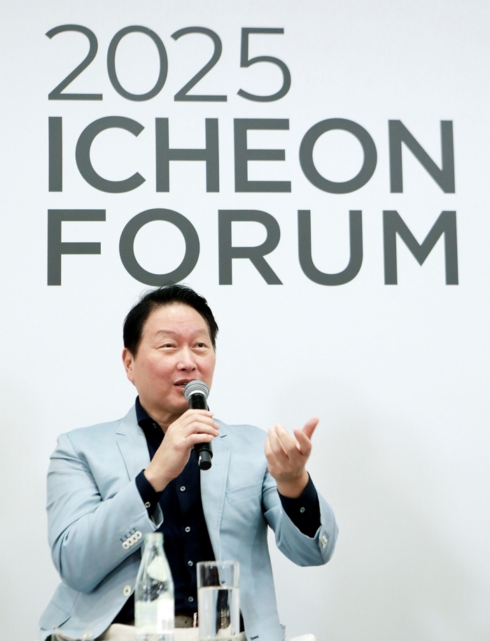 “‘AI 내재화’로 일상 혁신, 창조에 집중”... 최태원 회장이 이천포럼서 내놓은 미래 해법