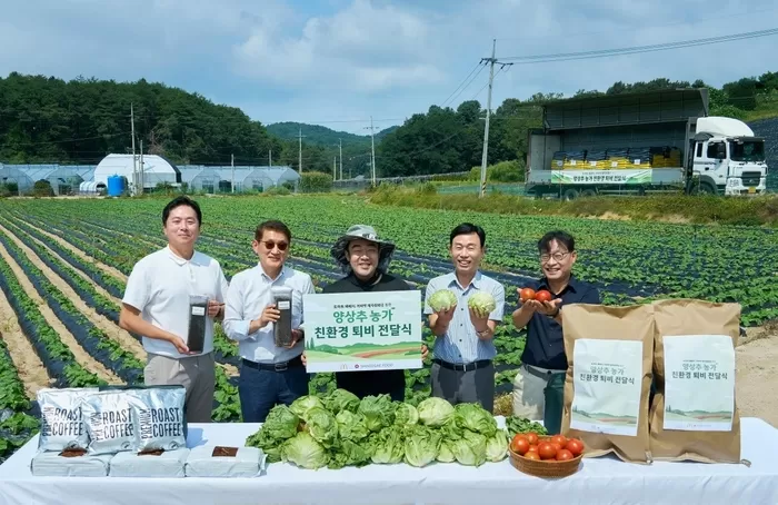 맥도날드 햄버거에 들어가는 양상추, 사실은 버려진 커피박·폐배지 덕에 자랍니다