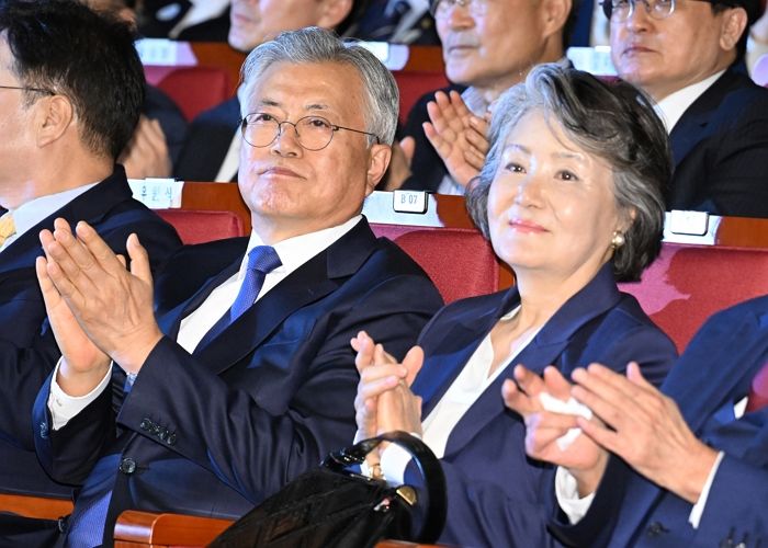 ‘찐문’ 윤건영, 김정숙 여사 옷값 무혐의에... “尹 정권 정치보복 공식 확인”