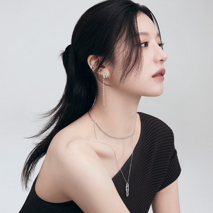 [디디에 두보 사진자료] 디디에 두보 2025 FW ‘듀얼 디디(Dual D.D) 컬렉션’ 광고 캠페인 (3).jpg