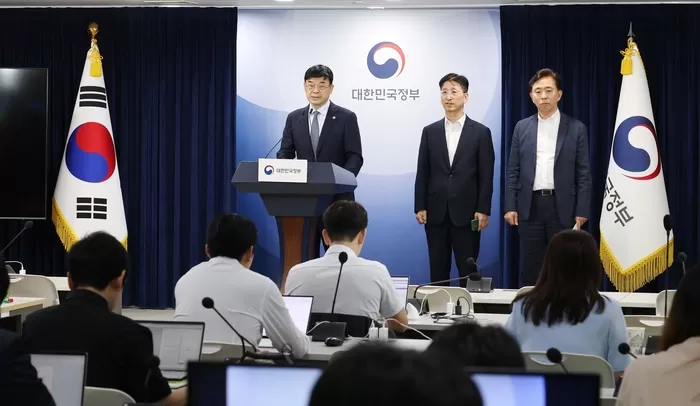 李정부, 외국인 부동산 투기 제재 나선다... 수도권 주택 매입시 실거주 의무 부과