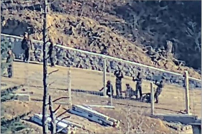 북한 “한국군, 19일 공사 중인 우리 군 경고사격... 의도적 도발”