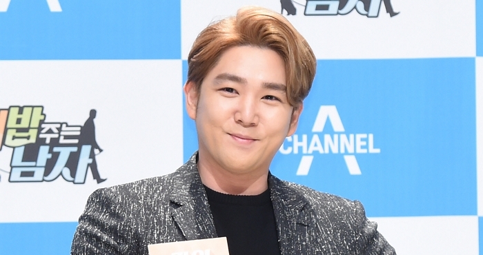 origin_슈주강인귀여운개밥남.jpg