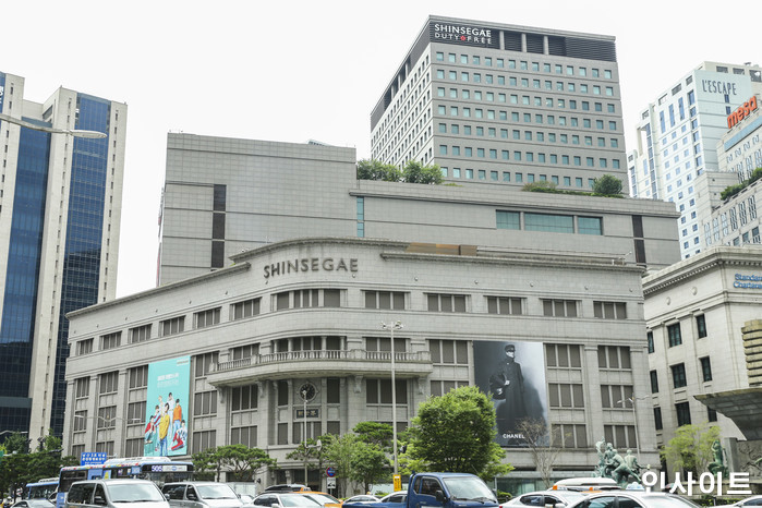 신세계백화점 본점 / 사진=인사이트