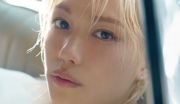 “진짜 감다살”... 공개되자마자 뜨거운 반응 쏟아진 ‘헤라 X 스키즈 필릭스’ 첫 캠페인 영상