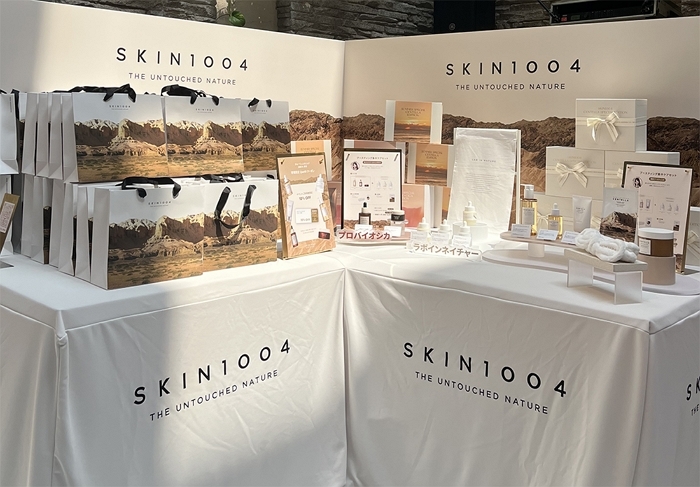 론칭 두 달 만에 대박 났다... 스킨1004 ‘랩인네이처’, 글로벌 뷰티 시장서 ‘돌풍’