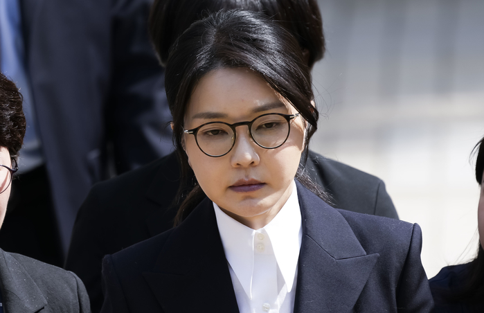 “조선 왕들도 못누린 호사”... 김건희, 종묘에 냉장고 들여 ‘차담회’