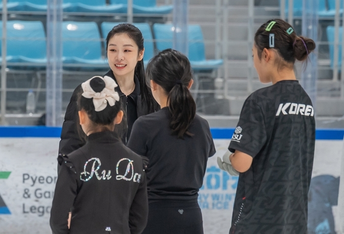 origin_미소짓는피겨퀸김연아.jpg