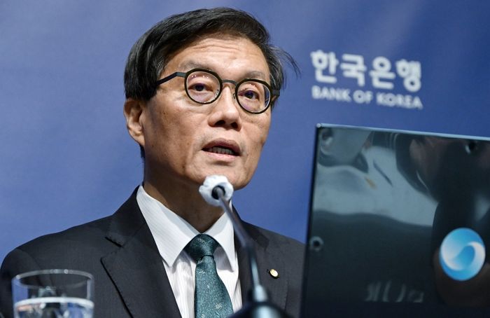 한국은행 총재 “우리나라 잠재성장률, 2% 밑으로 떨어져... 안타까운 상황”